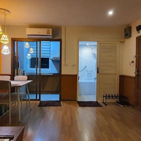 Home At Bazaar Chiang Mai Bagian luar foto