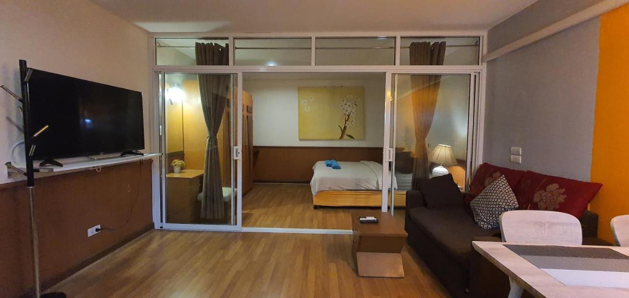 Home At Bazaar Chiang Mai Bagian luar foto
